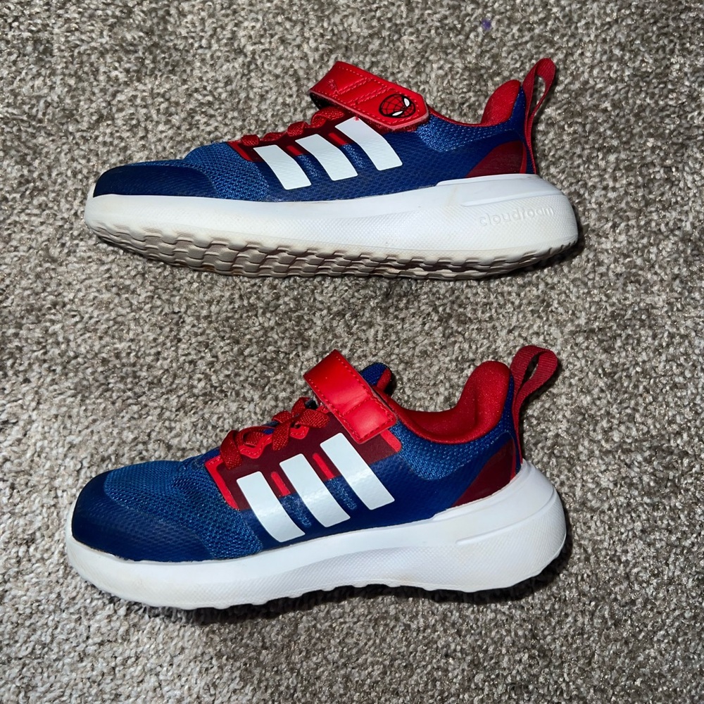 Size 8 Spider-Man Adidas Shoes - Picture 5 of 9